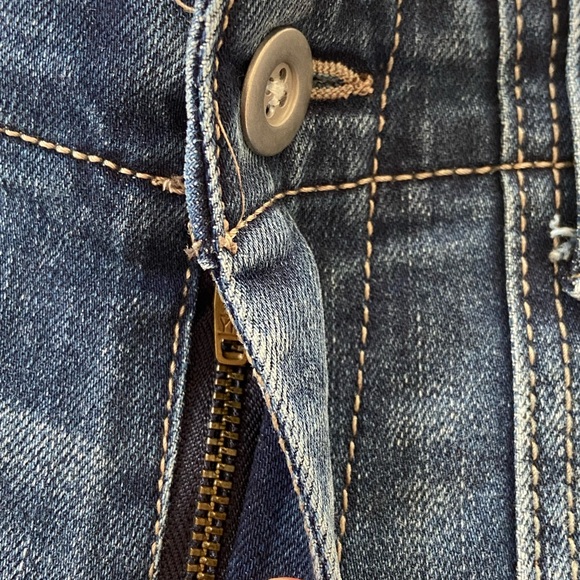 Time and Tru Denim Utility Bermuda Shorts High Rise Medium Blue Wash Size 4 - Picture 5 of 12